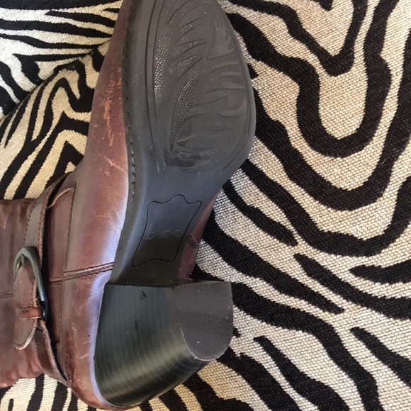 B O C Chestnut Brown BootsSize 7 Barely Worn - Picture 3 of 3